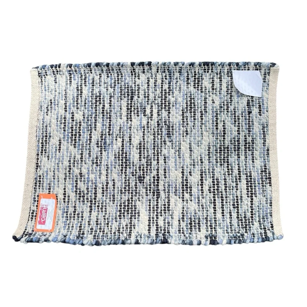 CAM LIVING Naturals Collection Wool Bauble Rug